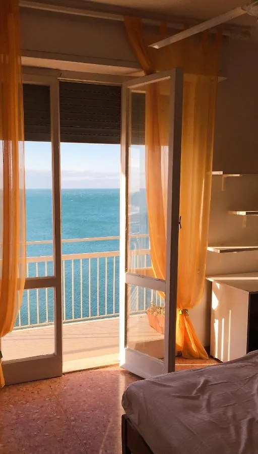 Apartment Casa Blumele, Appartamento Completo, 100Mq, Lgbtqplus Friendly Deiva Marina