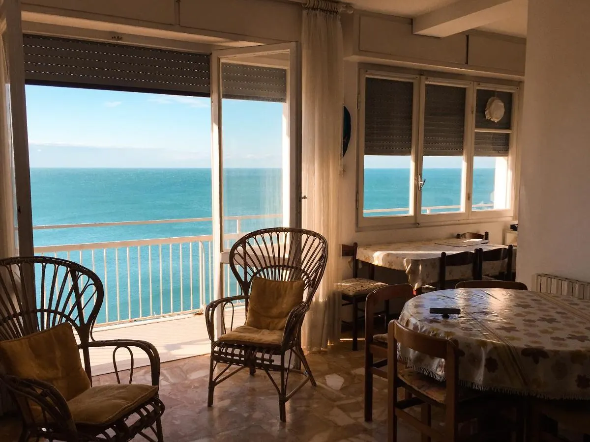 Casa Blumele, Appartamento Completo, 100Mq, Lgbtqplus Friendly Deiva Marina
