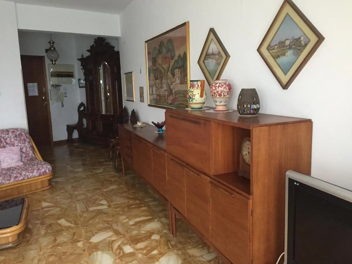 Apartment Casa Blumele, Appartamento Completo, 100Mq, Lgbtqplus Friendly Deiva Marina