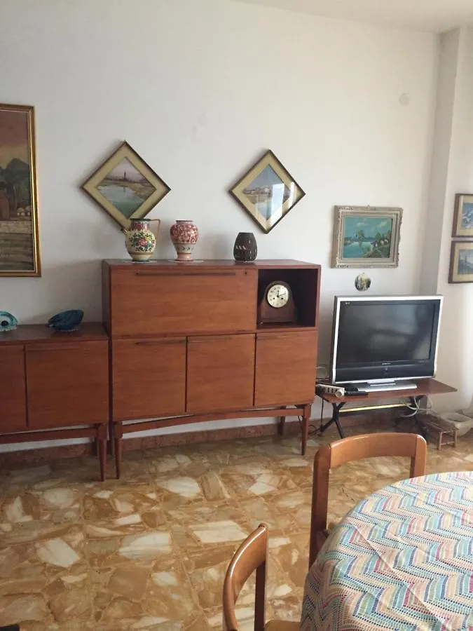 Casa Blumele, Appartamento Completo, 100Mq, Lgbtqplus Friendly Deiva Marina