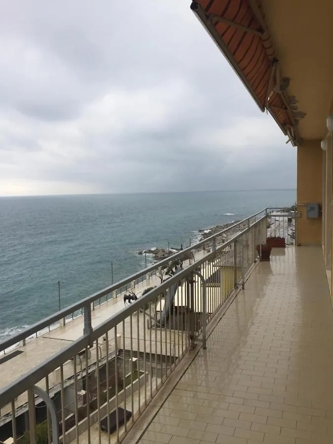 Casa Blumele, Appartamento Completo, 100Mq, Lgbtqplus Friendly Deiva Marina